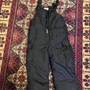 Osh Gosh girls snowsuit Size 6 Black